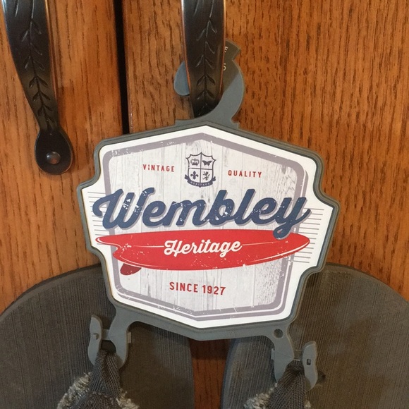 Wembley Shoes Nwt Wembley Flip Flopssandals Poshmark